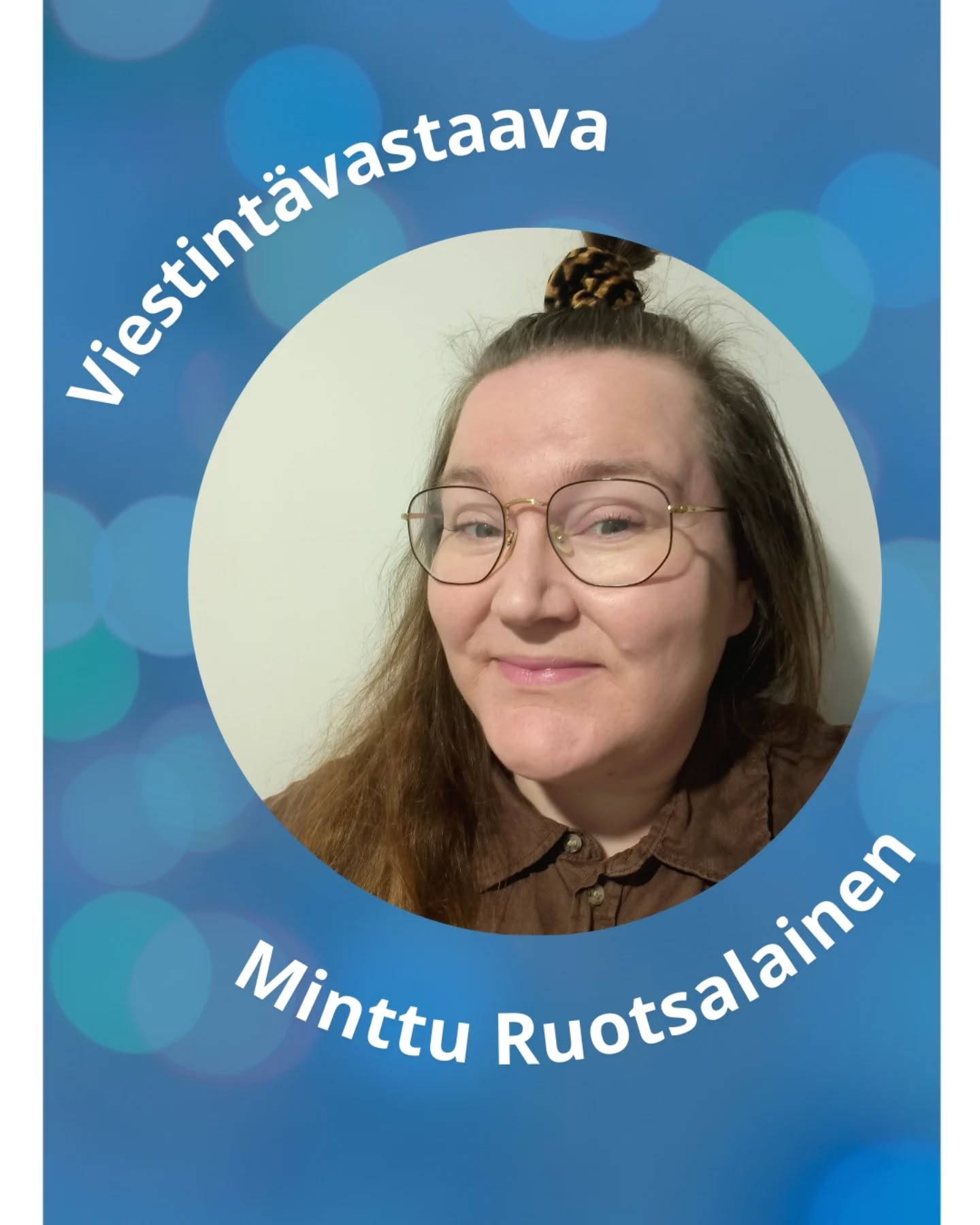Hei!

Olen Minttu ja toista vuotta mukana SNP:n toimikunnassa viestintävastaavana. Olen asunut Alankomaissa nyt muutaman vuoden. Rakastan tässä maassa ehdottomasti eniten sitä, että voin pyöräillä joka paikkaan!🚲🚲🚲

Suomalaisen Naisen Päivät on ollut itselleni loistava tilaisuus verkostoitua, pitää hauskaa ja saada uusia ystäviä. Ensimmäisellä kerralla en tuntenut Naisen Päivillä oikeastaan ketään, nyt jo vaikka kuinka monta!❤️
